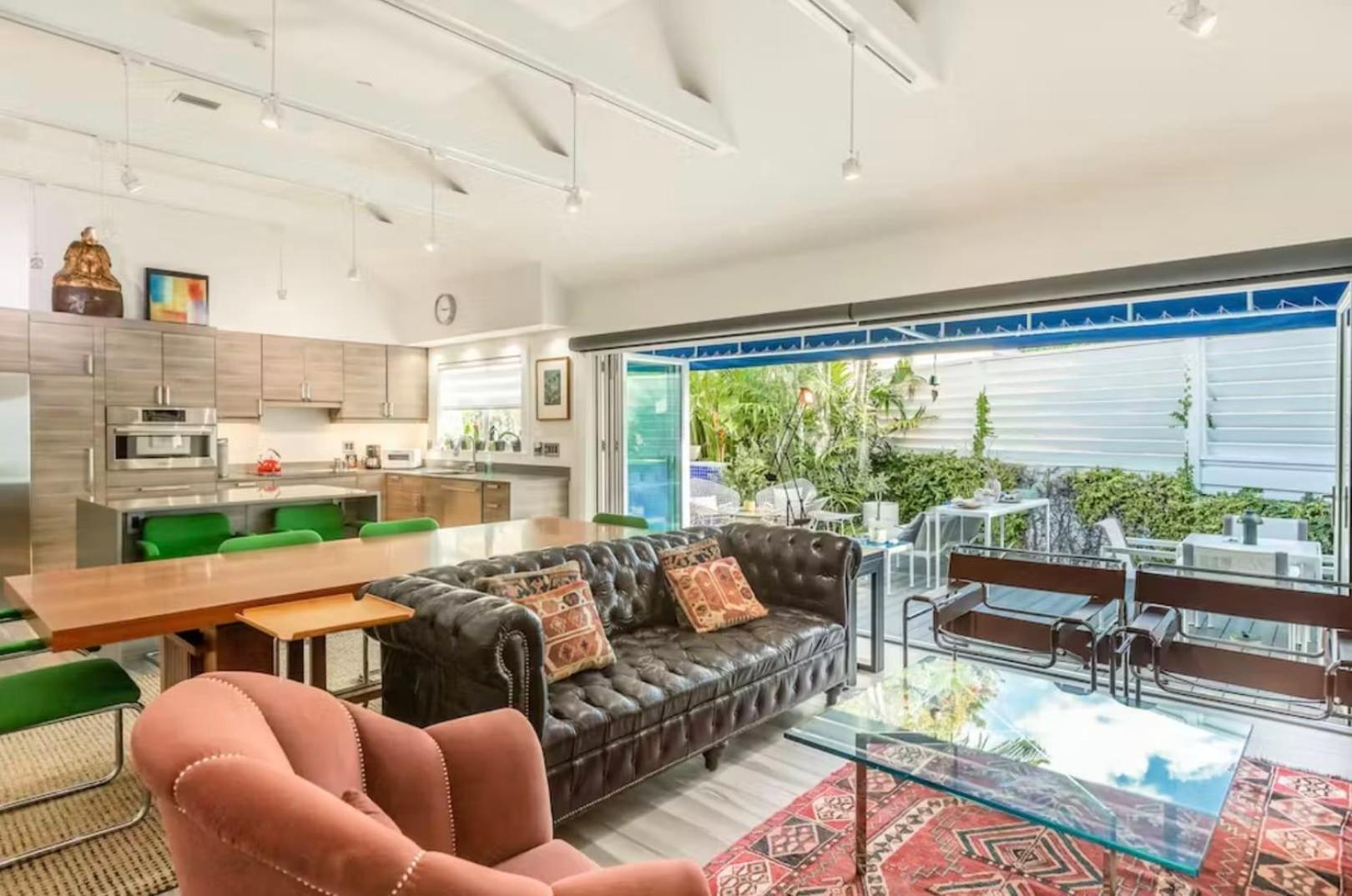 Casa Azul-open Concept With Pool Holiday home